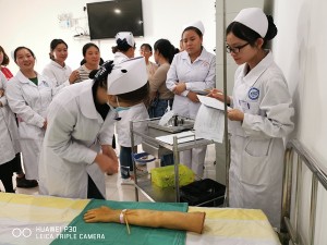 宁南县人民医院圆满完成全县护士定期考核工作