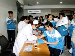高考之路 伴你同行 ---宁南县人民医院圆满完成全县高考体检工作