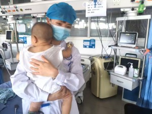 ICU，用爱守护脆弱生命！