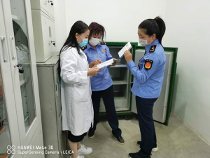 宁南县食品与药品监督管理局对我院 麻醉药品与第一类精神药品进行监督检查
