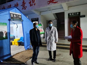 李宏志院长带领各职能科室督导检查当前疫情防控工作