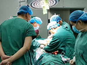 州二医院专家助力宁南县医院，造福老百姓