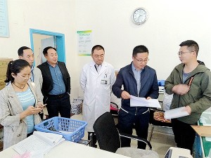 县领导莅临宁南县人民医院调研健康扶贫 “一站式”服务