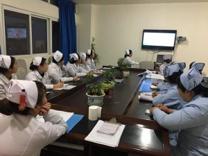 让知识战胜恐惧，让行动胜过言辞
