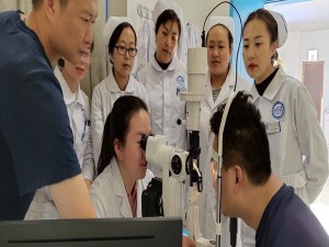 眼科新设备--裂隙灯眼前段分析系统
