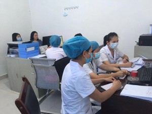 医保科组织全科人员 学习《医疗保障基金使用监督管理条例》